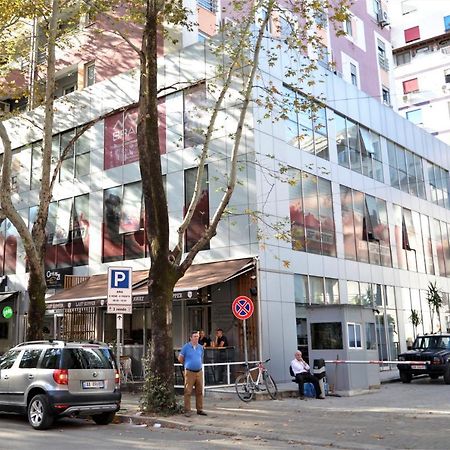 Haris Apartment Tirana No.3 Exterior photo